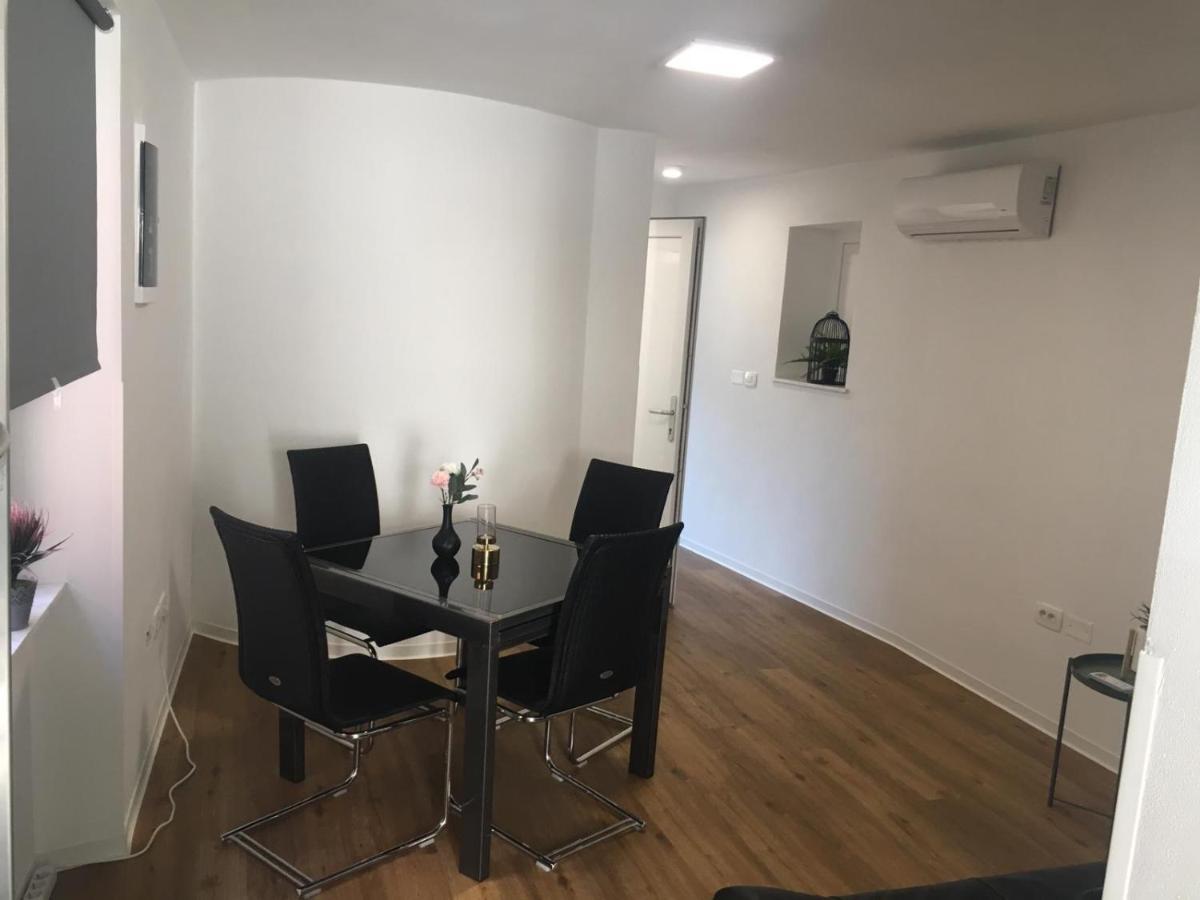 Apartmaji Sara, Izola - Isola Eksteriør bilde